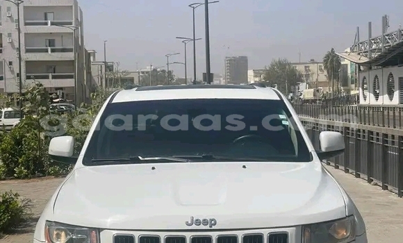 Acheter Occasion Voiture Jeep Grand Cherokee Blanc à Dakar, Dakar Acheter Occasion Voiture Jeep Grand Cherokee Blanc à Dakar, Dakar