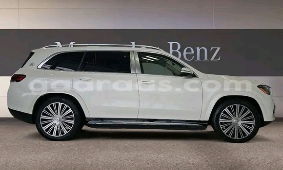 Acheter Occasion Voiture Mercedes‒Benz GLC Blanc à Dakar, Dakar Acheter Occasion Voiture Mercedes‒Benz GLC Blanc à Dakar, Dakar