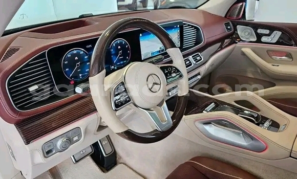 Acheter Occasion Voiture Mercedes‒Benz GLC Blanc à Dakar, Dakar Acheter Occasion Voiture Mercedes‒Benz GLC Blanc à Dakar, Dakar