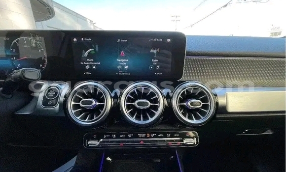 Acheter Occasion Voiture Mercedes‒Benz CLS–Class Blanc à Dakar, Dakar Acheter Occasion Voiture Mercedes‒Benz CLS–Class Blanc à Dakar, Dakar