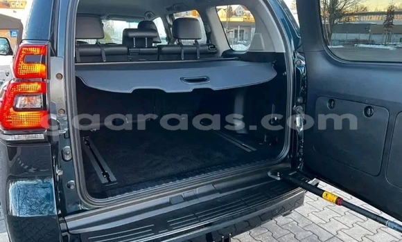 Acheter Occasion Voiture Toyota Land Cruiser Noir à Dakar, Dakar Acheter Occasion Voiture Toyota Land Cruiser Noir à Dakar, Dakar