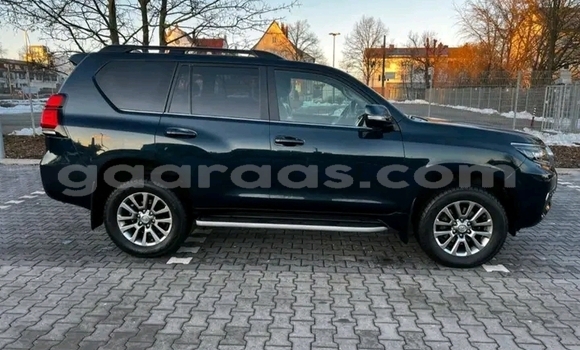 Acheter Occasion Voiture Toyota Land Cruiser Noir à Dakar, Dakar Acheter Occasion Voiture Toyota Land Cruiser Noir à Dakar, Dakar
