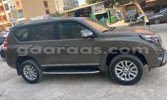 Acheter Occasion Voiture Toyota Land Cruiser Prado Autre à Dakar, Dakar Acheter Occasion Voiture Toyota Land Cruiser Prado Autre à Dakar, Dakar