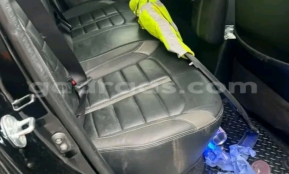 Buy Used Mitsubishi L200 Black Car in Dakar in Dakar Buy Used Mitsubishi L200 Black Car in Dakar in Dakar