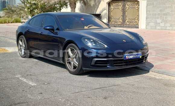 Dieundeu Occasion Porsche Panamera Blue Auto in Dakar in Dakar Dieundeu Occasion Porsche Panamera Blue Auto in Dakar in Dakar