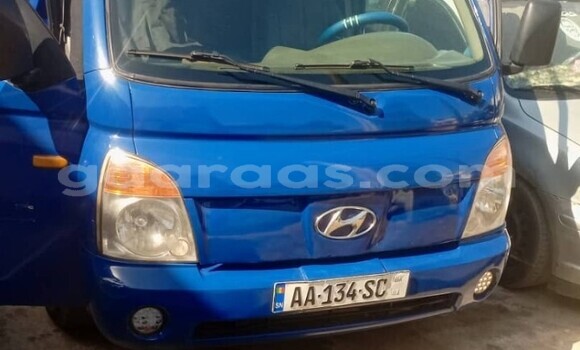 Acheter Occasion Voiture Hyundai H1 Bleu à Dakar, Dakar Acheter Occasion Voiture Hyundai H1 Bleu à Dakar, Dakar