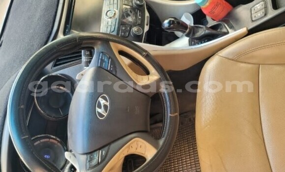 Dieundeu Occasion Hyundai Sonata Other Auto in Dakar in Dakar Dieundeu Occasion Hyundai Sonata Other Auto in Dakar in Dakar