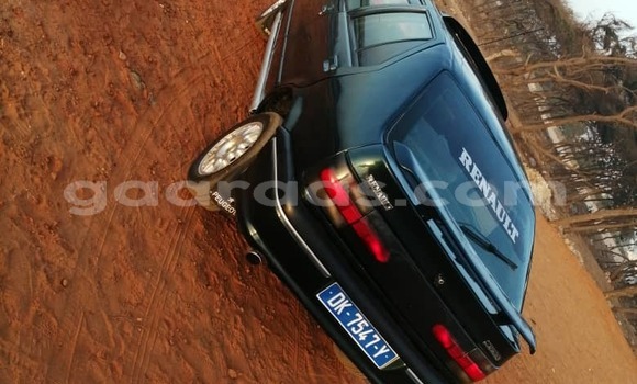 Dieundeu Occasion Renault 19 Green Auto in Dakar in Dakar Dieundeu Occasion Renault 19 Green Auto in Dakar in Dakar