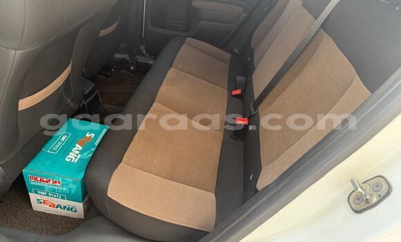 Buy Import Citroen C4 cactus White Car in Dakar in Dakar Buy Import Citroen C4 cactus White Car in Dakar in Dakar