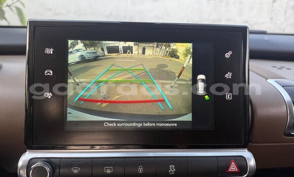 Buy Import Citroen C4 cactus White Car in Dakar in Dakar Buy Import Citroen C4 cactus White Car in Dakar in Dakar