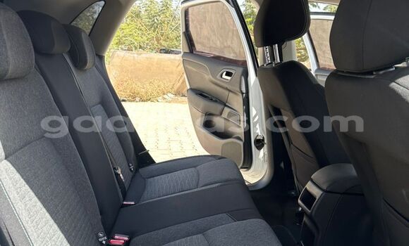 Acheter Import Voiture Citroen C4 Blanc à Dakar, Dakar Acheter Import Voiture Citroen C4 Blanc à Dakar, Dakar