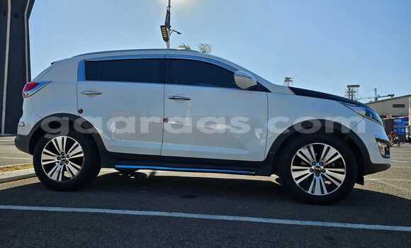 Dieundeu Occasion Kia Sportage White Auto in Podor in Saint-Louis Dieundeu Occasion Kia Sportage White Auto in Podor in Saint-Louis