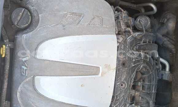 Dieundeu Occasion Kia Sportage White Auto in Podor in Saint-Louis Dieundeu Occasion Kia Sportage White Auto in Podor in Saint-Louis