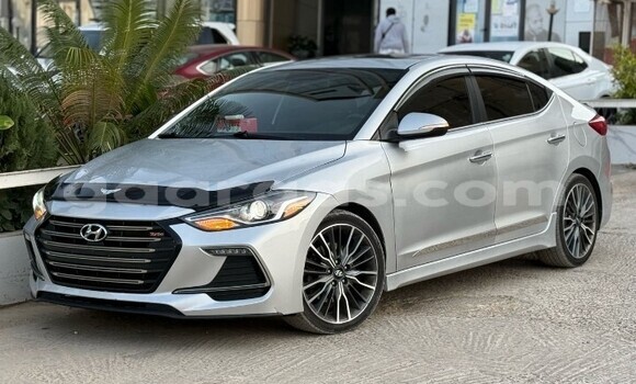 Dieundeu Occasion Hyundai Elantra Silver Auto in Dakar in Dakar Dieundeu Occasion Hyundai Elantra Silver Auto in Dakar in Dakar