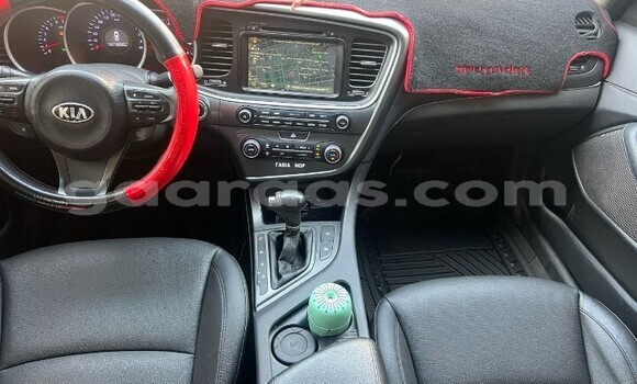 Dieundeu Occasion Kia K5 Silver Auto in Dakar in Dakar Dieundeu Occasion Kia K5 Silver Auto in Dakar in Dakar