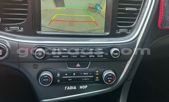 Dieundeu Occasion Kia K5 Silver Auto in Dakar in Dakar Dieundeu Occasion Kia K5 Silver Auto in Dakar in Dakar