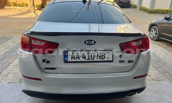 Dieundeu Occasion Kia K5 Silver Auto in Dakar in Dakar Dieundeu Occasion Kia K5 Silver Auto in Dakar in Dakar