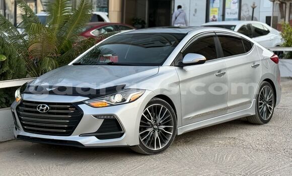 Acheter Import Voiture Hyundai Elantra Gris à Dakar, Dakar Acheter Import Voiture Hyundai Elantra Gris à Dakar, Dakar