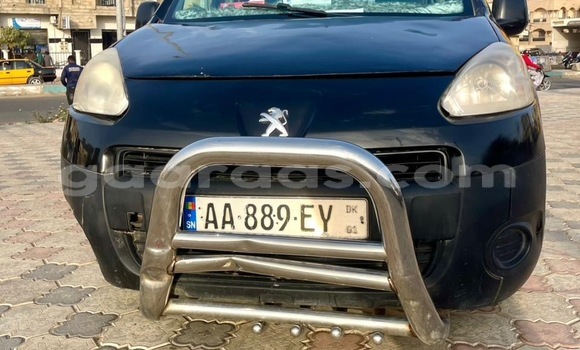Buy Used Peugeot Partner Silver Car in Dakar in Dakar
