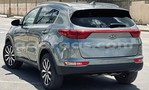 Buy Import Kia Sportage Silver Car in Dakar in Dakar Buy Import Kia Sportage Silver Car in Dakar in Dakar