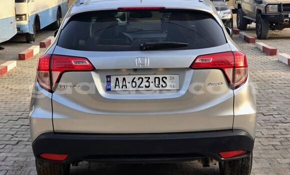Buy Import Honda HR–V Silver Car in Dakar in Dakar Buy Import Honda HR–V Silver Car in Dakar in Dakar