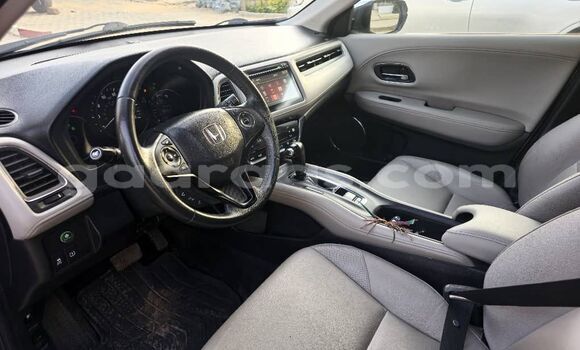 Buy Import Honda HR–V Silver Car in Dakar in Dakar Buy Import Honda HR–V Silver Car in Dakar in Dakar