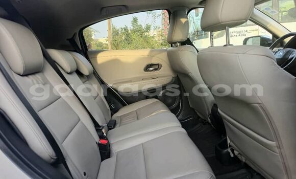 Buy Import Honda HR–V Silver Car in Dakar in Dakar Buy Import Honda HR–V Silver Car in Dakar in Dakar