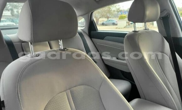 Buy Used Hyundai Sonata Blue Car in Dakar in Dakar Buy Used Hyundai Sonata Blue Car in Dakar in Dakar