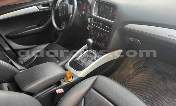 Acheter Occasion Voiture Audi Q5 Blanc à Dakar, Dakar Acheter Occasion Voiture Audi Q5 Blanc à Dakar, Dakar