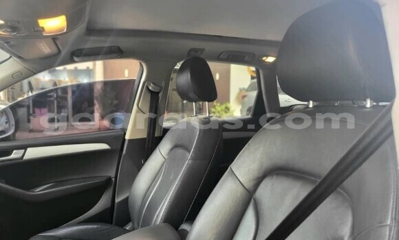 Acheter Occasion Voiture Audi Q5 Blanc à Dakar, Dakar Acheter Occasion Voiture Audi Q5 Blanc à Dakar, Dakar