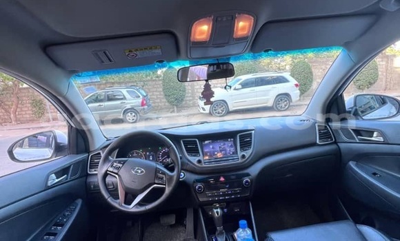 Buy Used Hyundai Tucson White Car in Dakar in Dakar Buy Used Hyundai Tucson White Car in Dakar in Dakar