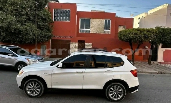 Dieundeu Occasion BMW X3 White Auto in Dakar in Dakar Dieundeu Occasion BMW X3 White Auto in Dakar in Dakar