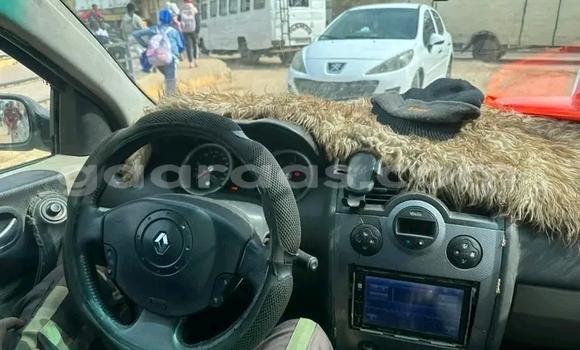 Dieundeu Occasion Renault Megane Other Auto in Dakar in Dakar Dieundeu Occasion Renault Megane Other Auto in Dakar in Dakar