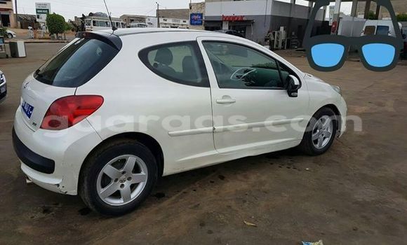 Acheter Occasion Voiture Peugeot 206 Blanc à Gueule Tapee Fass Colobane au Dakar Acheter Occasion Voiture Peugeot 206 Blanc à Gueule Tapee Fass Colobane au Dakar