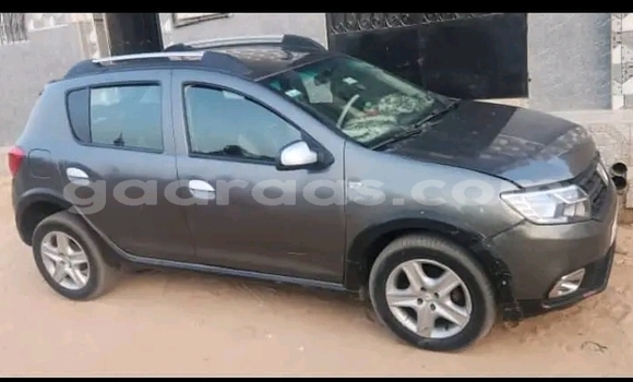Dieundeu Occasion Dacia Sandero Black Auto in Dakar in Dakar Dieundeu Occasion Dacia Sandero Black Auto in Dakar in Dakar