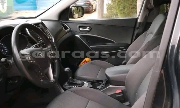 Dieundeu Occasion Hyundai Santa Fe Black Auto in Dakar in Dakar Dieundeu Occasion Hyundai Santa Fe Black Auto in Dakar in Dakar