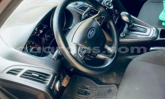 Dieundeu Occasion Ford Focus Red Auto in Dakar in Dakar Dieundeu Occasion Ford Focus Red Auto in Dakar in Dakar