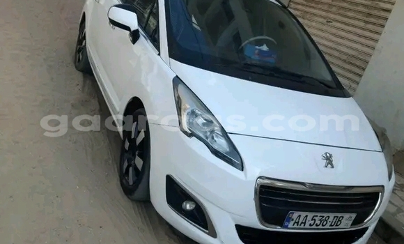 Dieundeu Occasion Peugeot 5008 White Auto in Dakar in Dakar Dieundeu Occasion Peugeot 5008 White Auto in Dakar in Dakar
