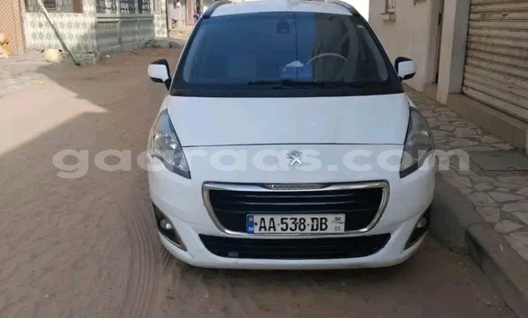 Dieundeu Occasion Peugeot 5008 White Auto in Dakar in Dakar Dieundeu Occasion Peugeot 5008 White Auto in Dakar in Dakar