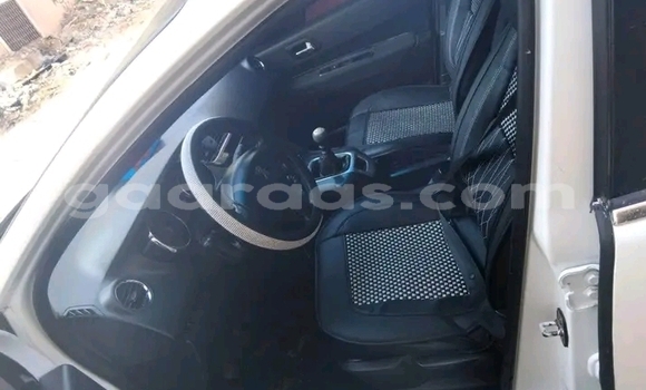 Dieundeu Occasion Peugeot 5008 White Auto in Dakar in Dakar Dieundeu Occasion Peugeot 5008 White Auto in Dakar in Dakar