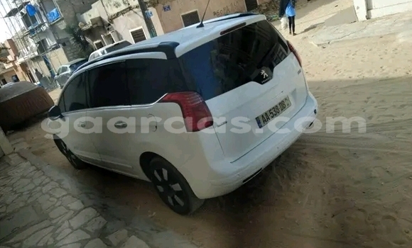 Dieundeu Occasion Peugeot 5008 White Auto in Dakar in Dakar Dieundeu Occasion Peugeot 5008 White Auto in Dakar in Dakar