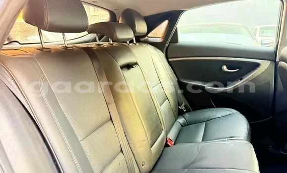 Acheter Occasion Voiture Hyundai Elantra Noir à Dakar, Dakar