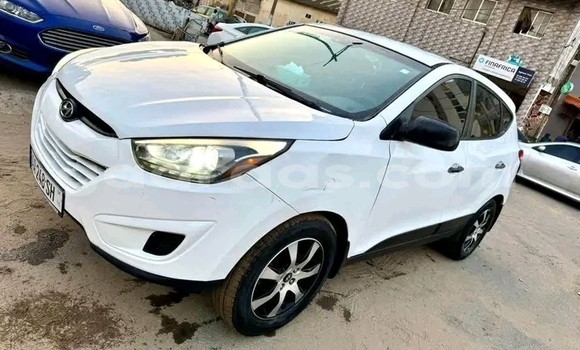 Dieundeu Occasion Hyundai Tucson White Auto in Dakar in Dakar Dieundeu Occasion Hyundai Tucson White Auto in Dakar in Dakar