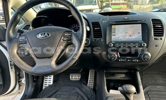 Acheter Occasion Voiture Kia Forte Blanc à Dakar, Dakar