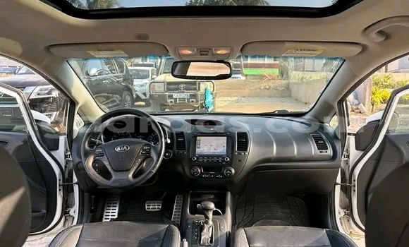 Dieundeu Occasion Kia Forte White Auto in Dakar in Dakar Dieundeu Occasion Kia Forte White Auto in Dakar in Dakar