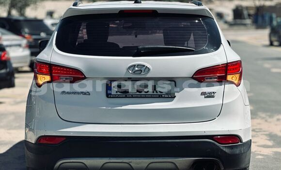 Acheter Import Voiture Hyundai Santa Fe Blanc à Dakar, Dakar Acheter Import Voiture Hyundai Santa Fe Blanc à Dakar, Dakar
