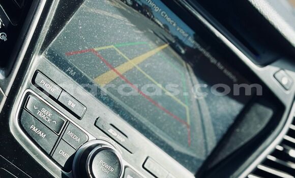 Acheter Import Voiture Hyundai Santa Fe Blanc à Dakar, Dakar Acheter Import Voiture Hyundai Santa Fe Blanc à Dakar, Dakar