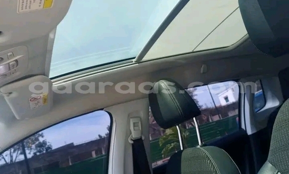 Acheter Occasion Voiture Peugeot 2008 Blanc à Dakar, Dakar Acheter Occasion Voiture Peugeot 2008 Blanc à Dakar, Dakar