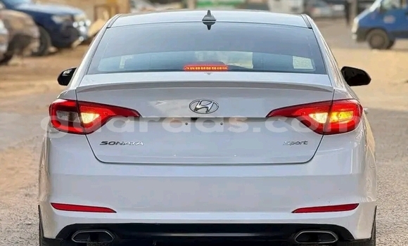 Acheter Occasion Voiture Hyundai Sonata Blanc à Dakar, Dakar Acheter Occasion Voiture Hyundai Sonata Blanc à Dakar, Dakar