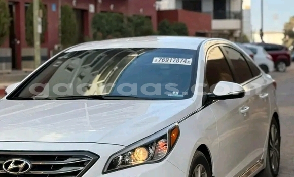 Acheter Occasion Voiture Hyundai Sonata Blanc à Dakar, Dakar Acheter Occasion Voiture Hyundai Sonata Blanc à Dakar, Dakar